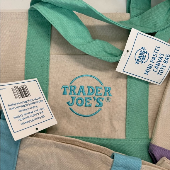 NWT Trader Joe’s Spring limited edition mini totes - GREEN - Picture 1 of 2